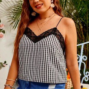 Plus Size Women's Top Black Lace Sleeveless Top XL (12-14us)